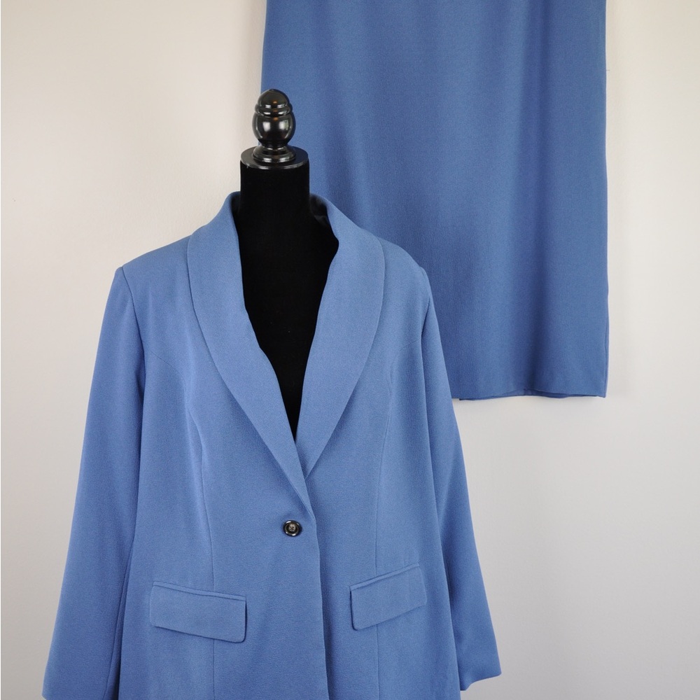 Jessica London Classic 2 Piece Skirt Suit (Blazer & Skirt) Polyester